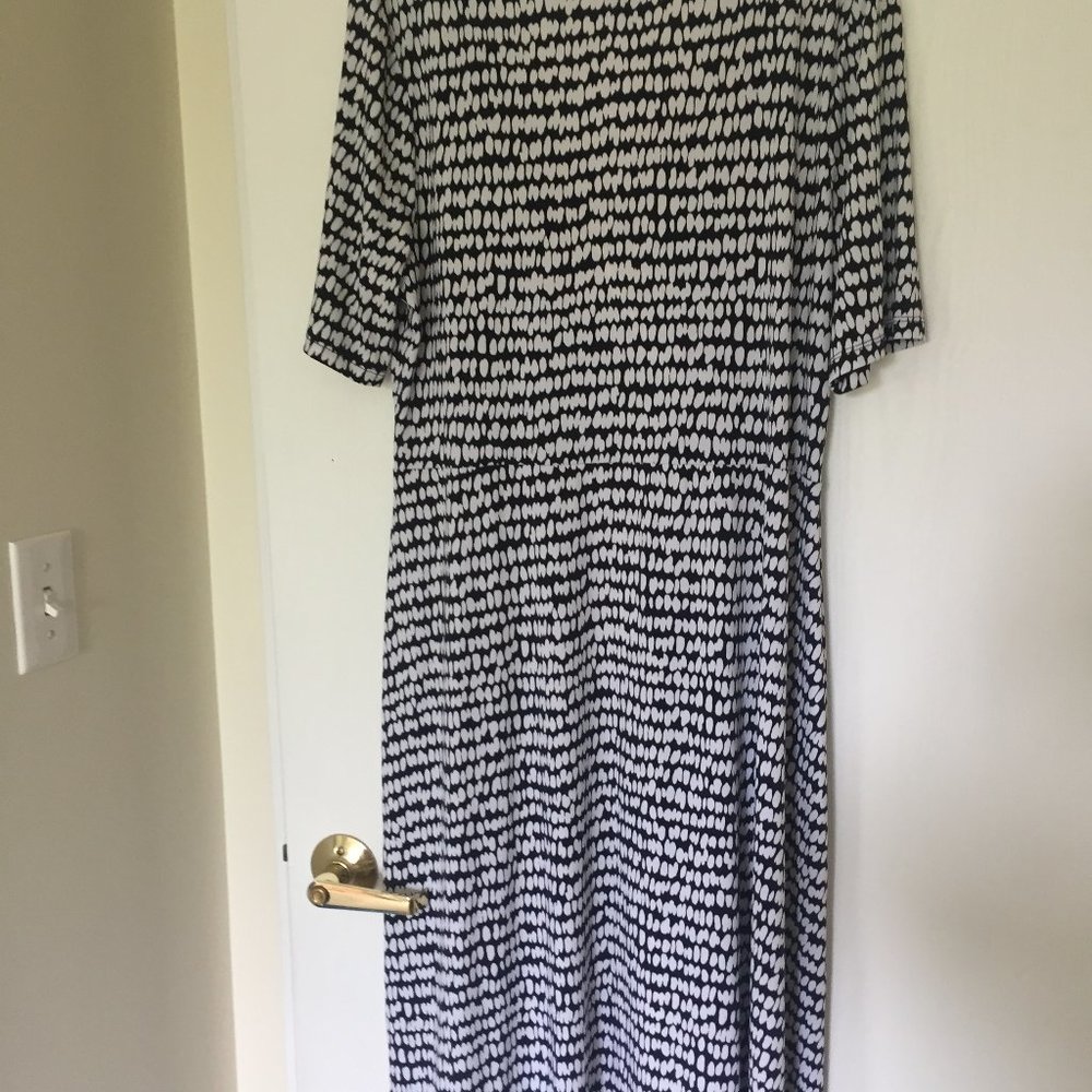 WOMEN DRESSES - Picture 4 of 4